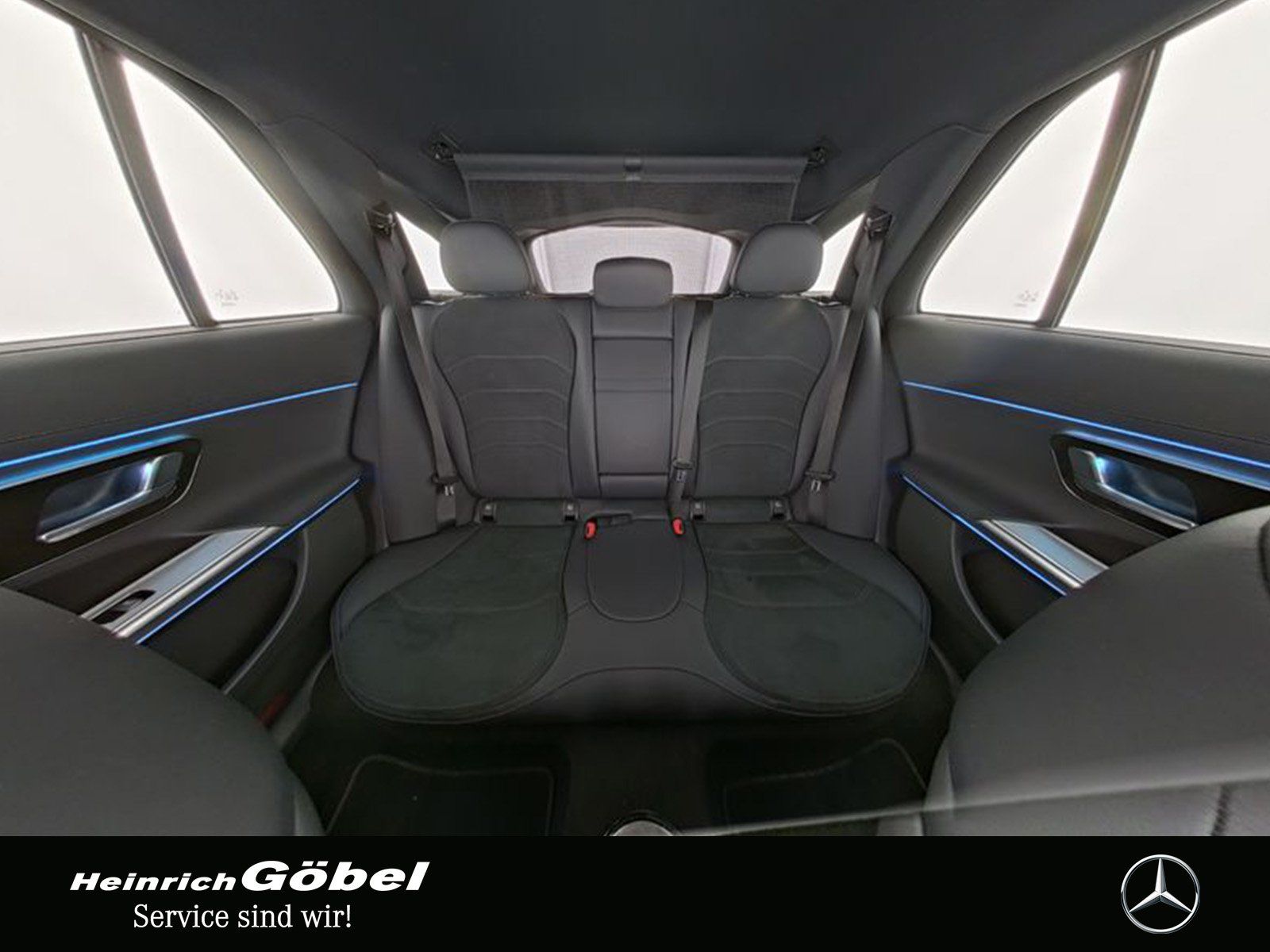 Fahrzeugabbildung Mercedes-Benz E 200 AMG Line Advanced NIGHTPAKET+DISTRONIC+LED