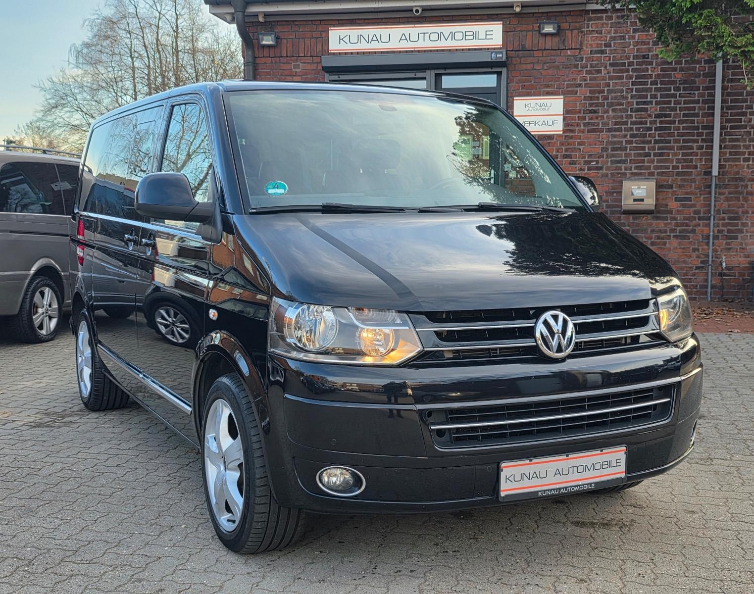 Volkswagen T5 Multivan 2.0 TDI 103Kw Highline 2.HD/AHK