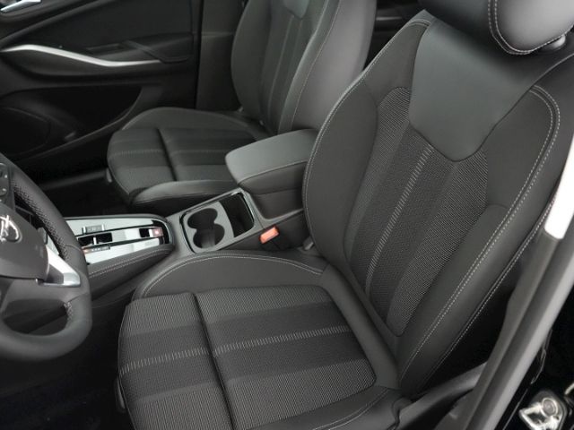 Grandland GS AT+AHK+LED+NAVI+RÜCKFAHRKAMERA+SITZ