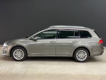 Volkswagen Golf - 2
