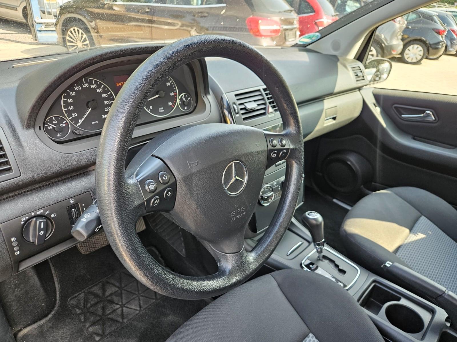 Mercedes-Benz A170 2005 — photo 11