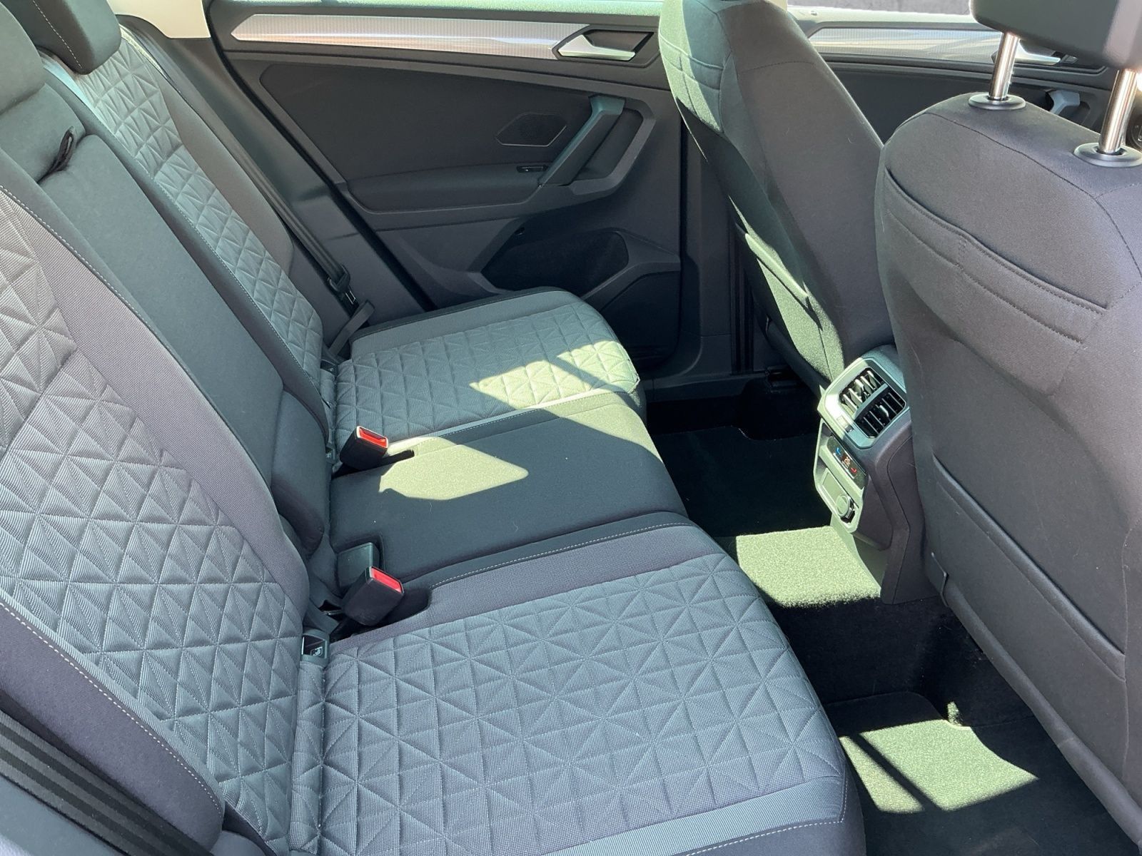 Volkswagen Tiguan - Bild 16