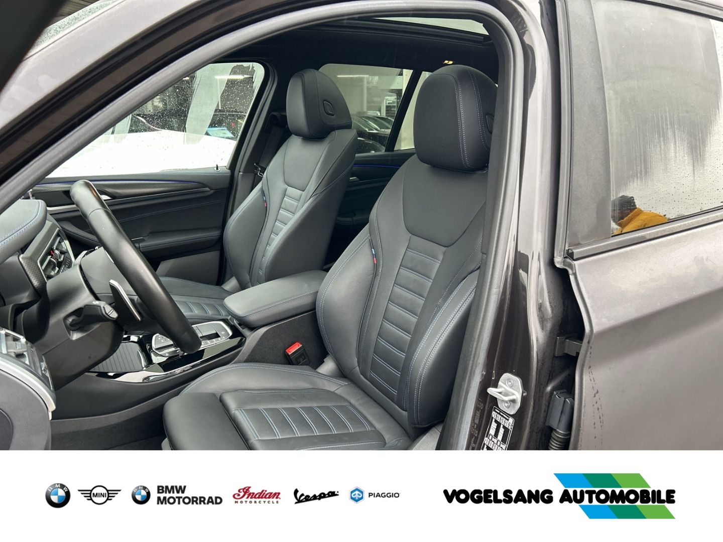 Fahrzeugabbildung BMW X3 xDrive 20iA M Sport Navi groß Panorama HiFi 2