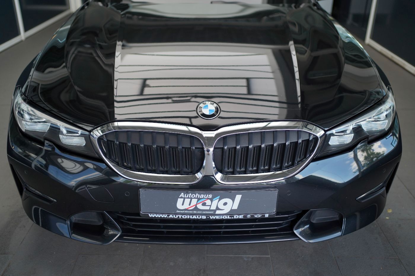 BMW 320i Sport Line ParkAssis+Komfortzug+Sitzheiz.F& foto 18
