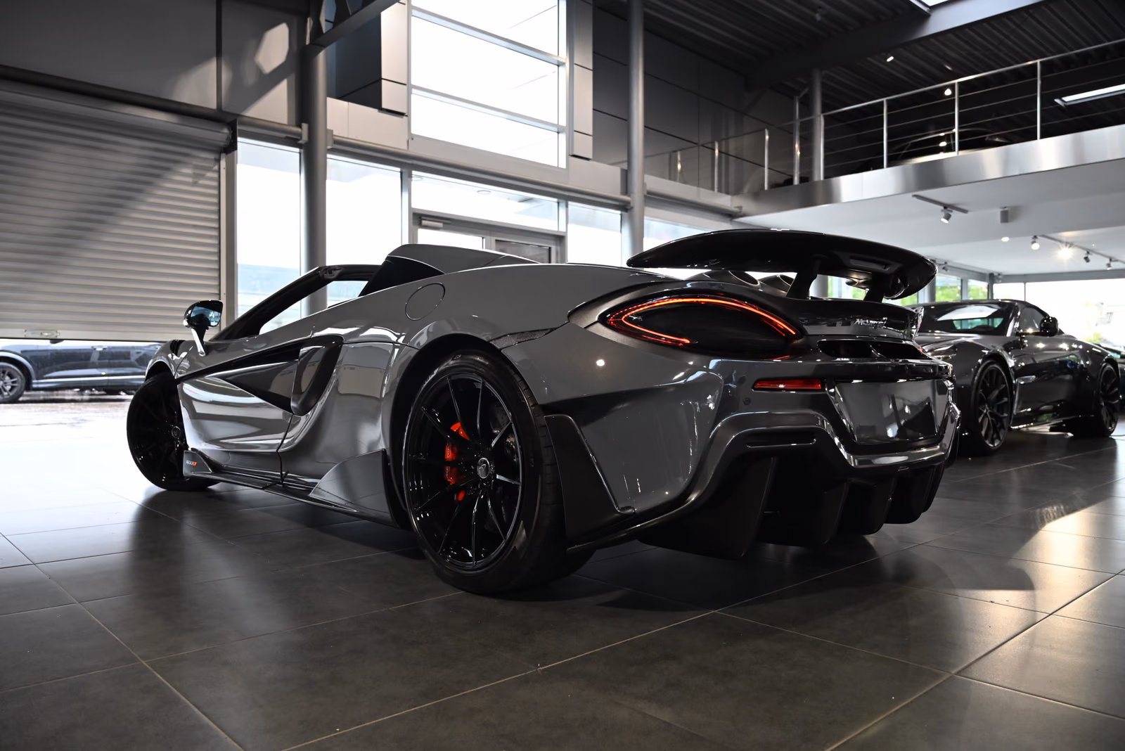 McLaren 600LT Spider/MSO Clubsport/Senna Seats/Lift