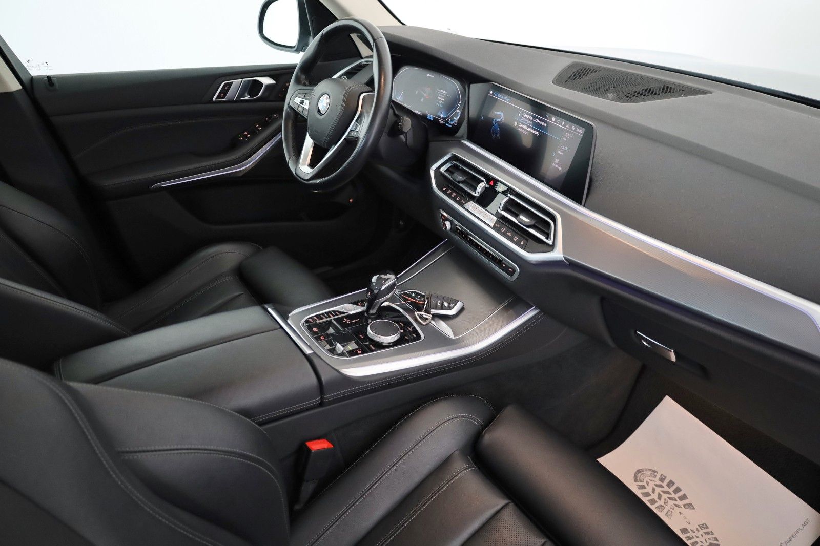Fahrzeugabbildung BMW X5 xDrive 45e Leder,Navi,LED,SH,Panorama,Parkass