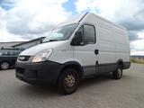 Iveco Daily 35S13V*2.3 HPi*Klima*3 Sitze*TÜV* - Offers