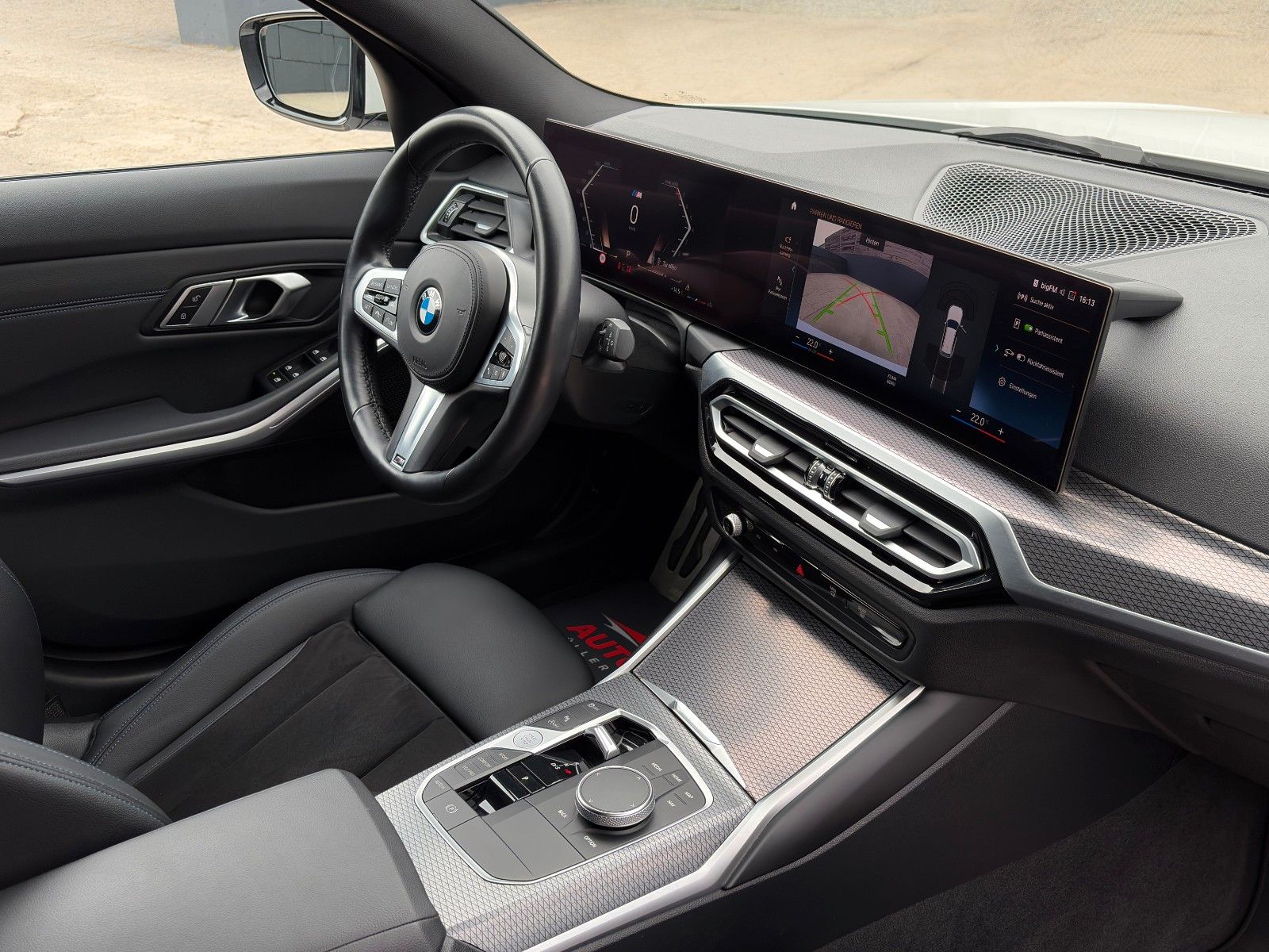 Fahrzeugabbildung BMW 320i Touring M Sport ACC CAM 3Z-Kl. SHZ Ambiente