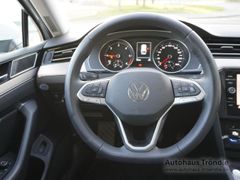 VW Passat Variant Elegance 2.0 TDI DSG Bluetooth