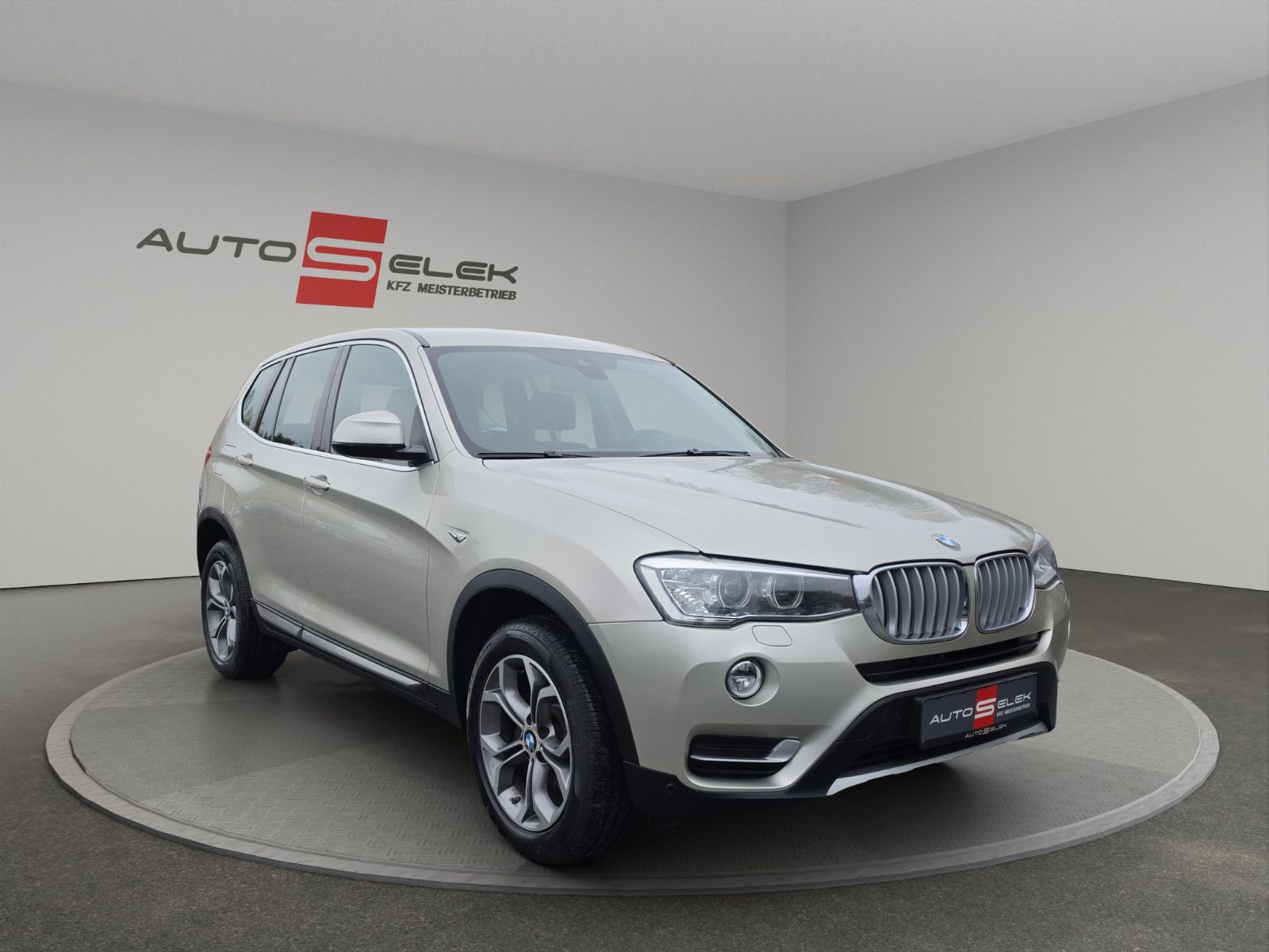 Fahrzeugabbildung BMW X3 xDrive20d AUT. AUS 1.HAND LEDER NAVI KAMERA