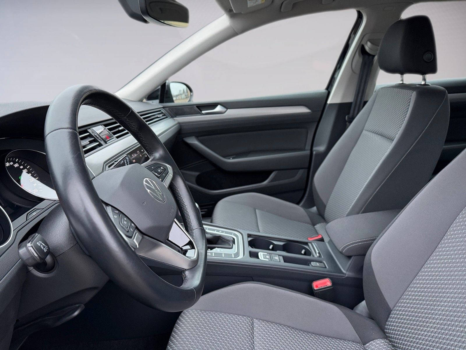 Fahrzeugabbildung Volkswagen Passat Variant Conceptline