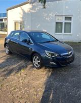 Opel Astra J, 1.6 turbo, sport - Opel Astra aus 2010: Sport