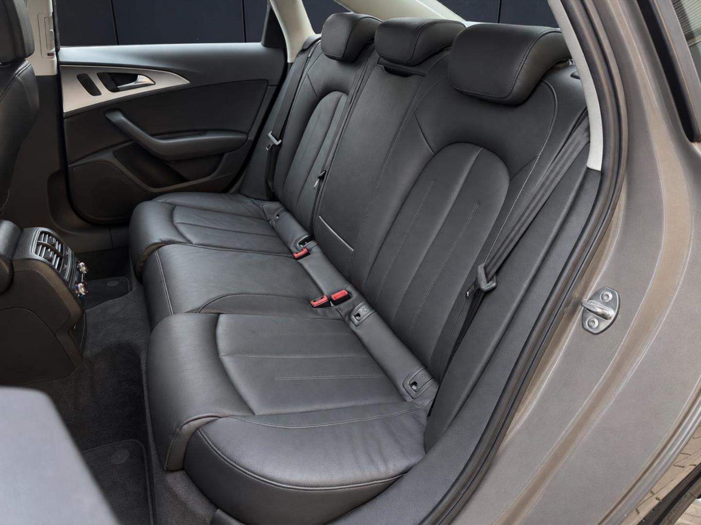Audi A6 3.0 TDI NAVI XENON PDC SHZ LEDER TEMP
