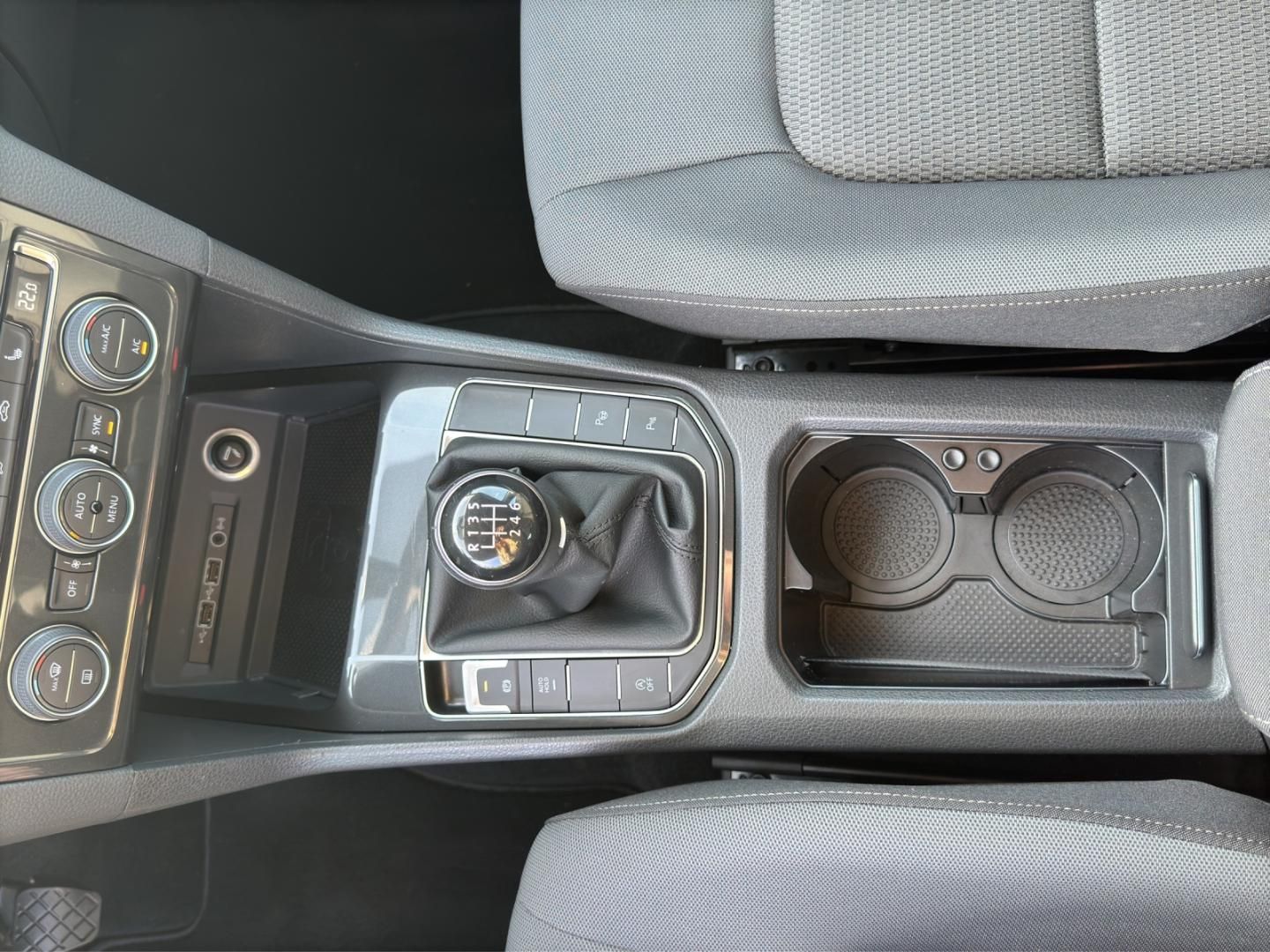 Fahrzeugabbildung Volkswagen Golf Sportsvan Comfortline