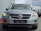 Volkswagen Tiguan Track & Field 4Motion/TUV - Volkswagen Tiguan: Track Field