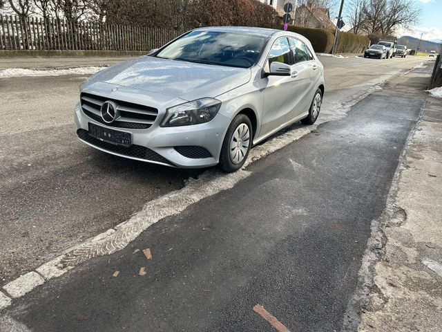 Mercedes-Benz A 180 A -Klasse A 180 CDI / d BlueEfficiency