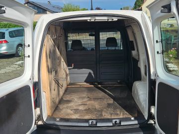 Volkswagen Caddy - 7