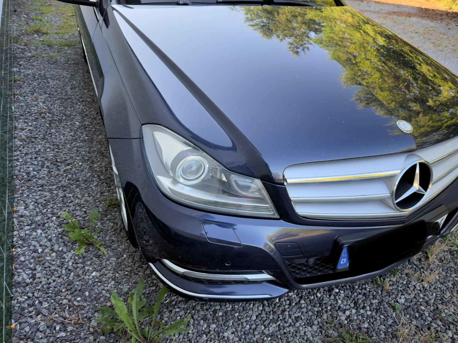 Mercedes-Benz 220 2013 — engine 2.143 cm³, 170 HP (125kW)