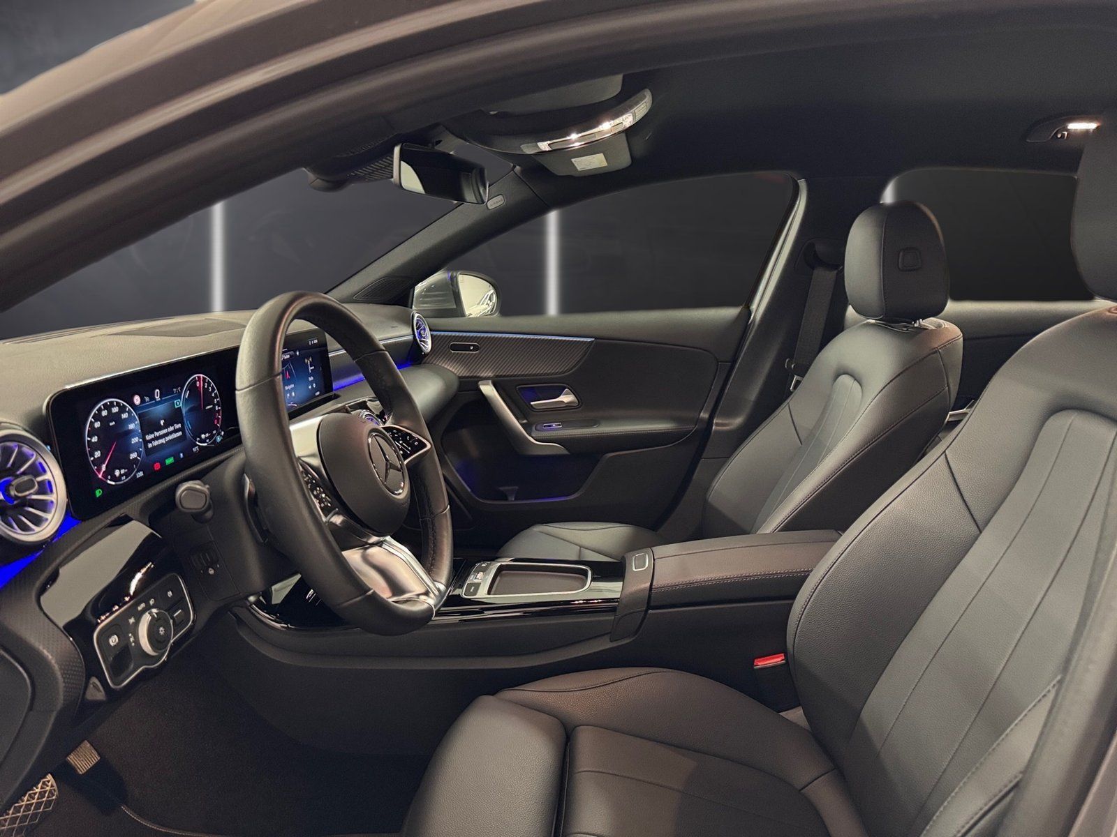 Fahrzeugabbildung Mercedes-Benz A 250 e Progressive*11KW*LED*Kamera*CarPlay*PDC*