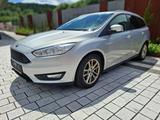 Ford Focus Tüv neu*Klima*Sitzheizung*Euro6*8Alufelgen - Ford Focus mit Benzin-Antrieb: Alufelgen