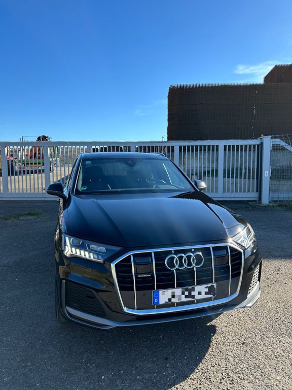 Image of Audi Q7