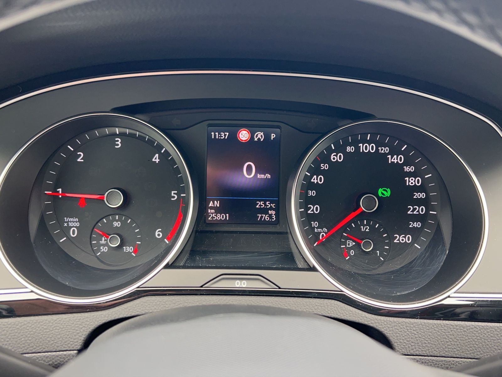 Fahrzeugabbildung Volkswagen Passat Variant TDI DSG AHK NAVI ACC LED PDC SHZ