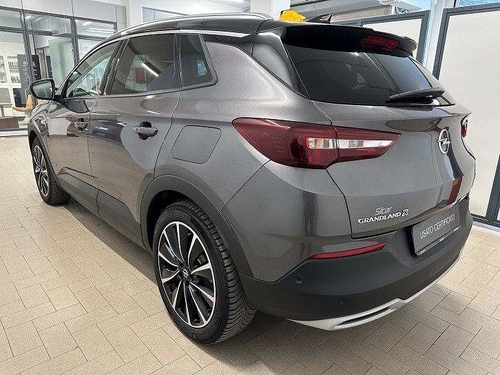 Opel Grandland X 1.6 Hybrid4 Plug-in aut. AWD imagem 2