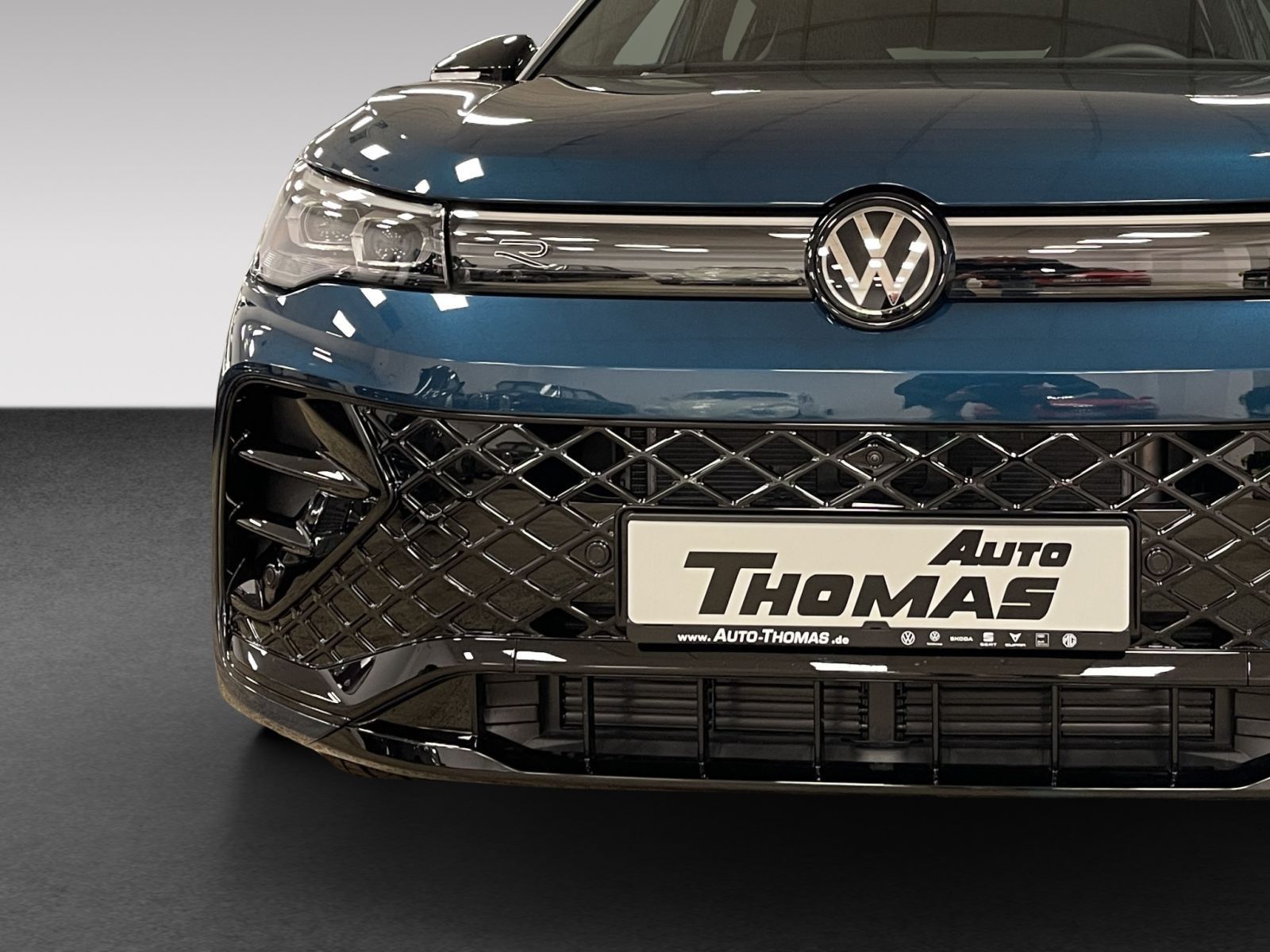 Volkswagen Tiguan R-Line 2,0 l TDI Black Style Head Up AHK imagem 3