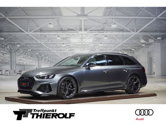 Audi RS4 Avant competition plus tiptronic Schalensitz