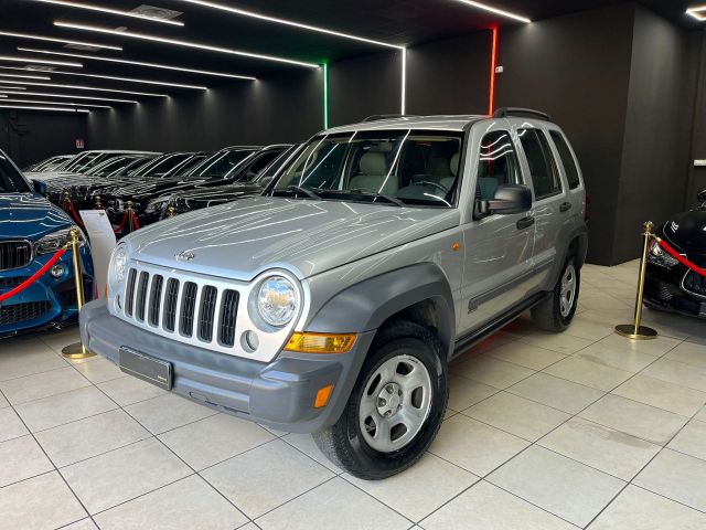 Jeep Cherokee 2.8 CRD Sport 163Cv