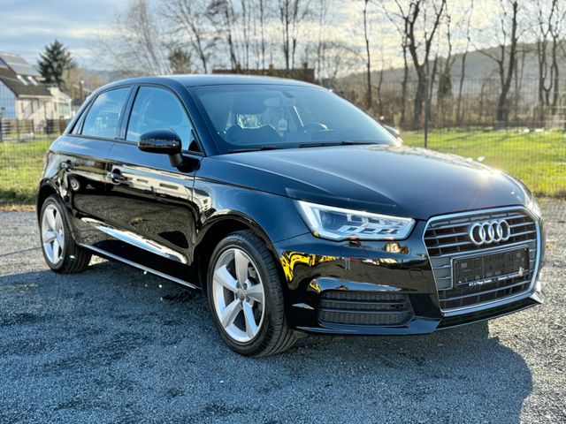 Audi A1 Sportback Xenon Plus 8Fach Sitzheiz. Tempomat