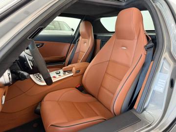 2010 Mercedes-BENZ SLS AMG — миниатюра 11