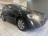 Volvo XC60 Momentum 2WD*Facelift*Navi*Bi-Xenon*PDC* - Volvo XC60: Geländewagen