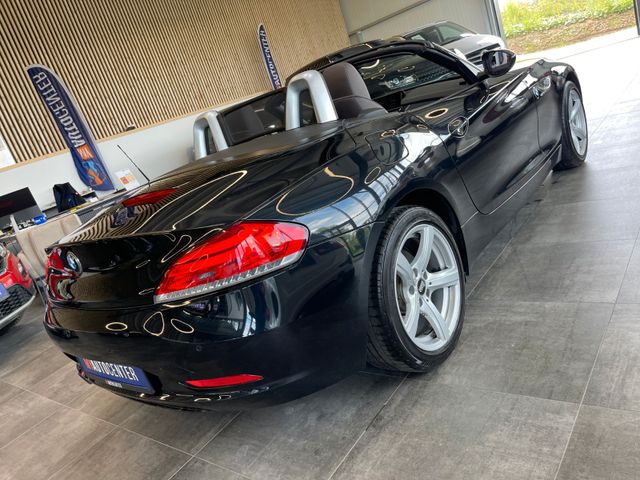 BMW Z4 Roadster sDrive 18i *NAVI*XENON*TEMPOMAT*SZHZ