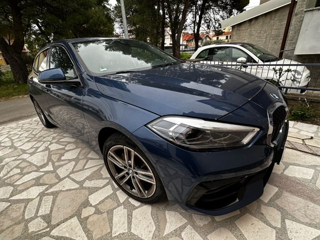 BMW Sport Line, Schaltgetriebe, Navi, Alufelgen