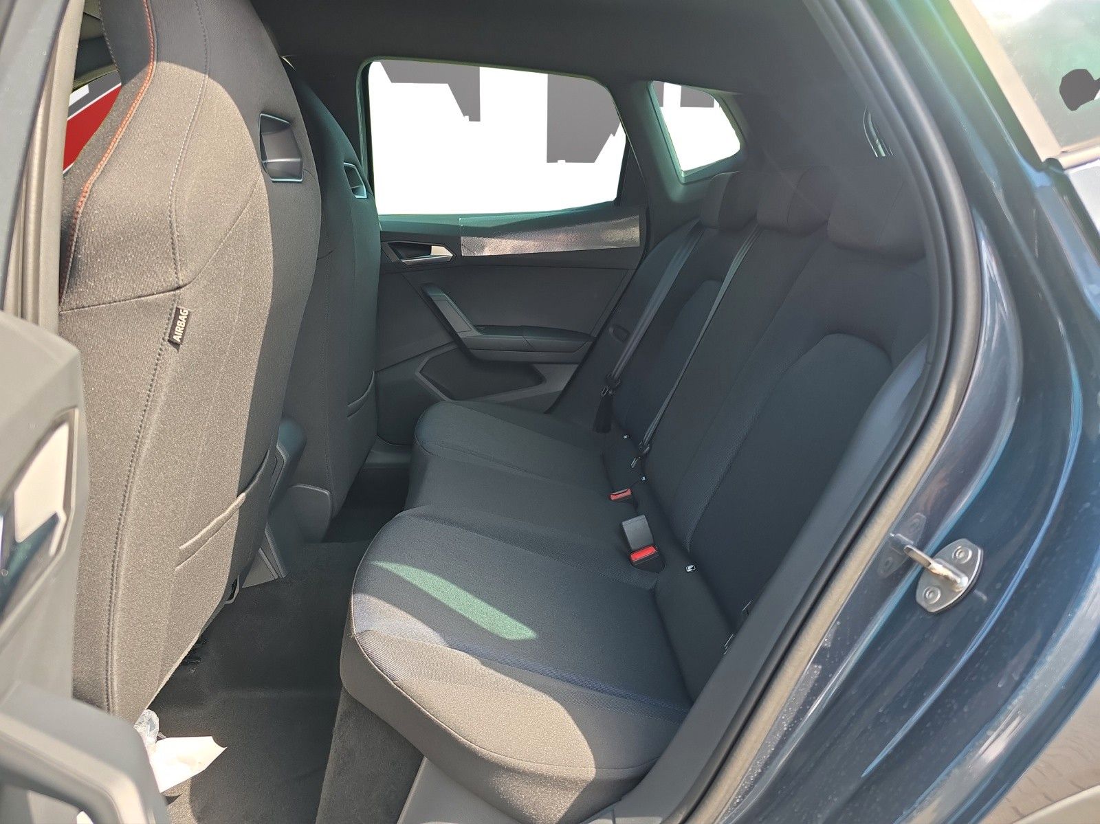 Fahrzeugabbildung SEAT Arona FR BlackEdition 1.0 TSi DSG LED/NAVI/TOT