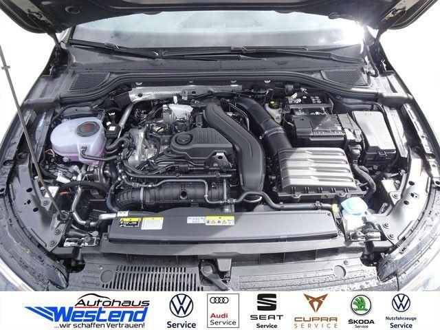 Fahrzeugabbildung Volkswagen Golf Var. R-Line 1.5l TSI 110kW DSG LED Navi