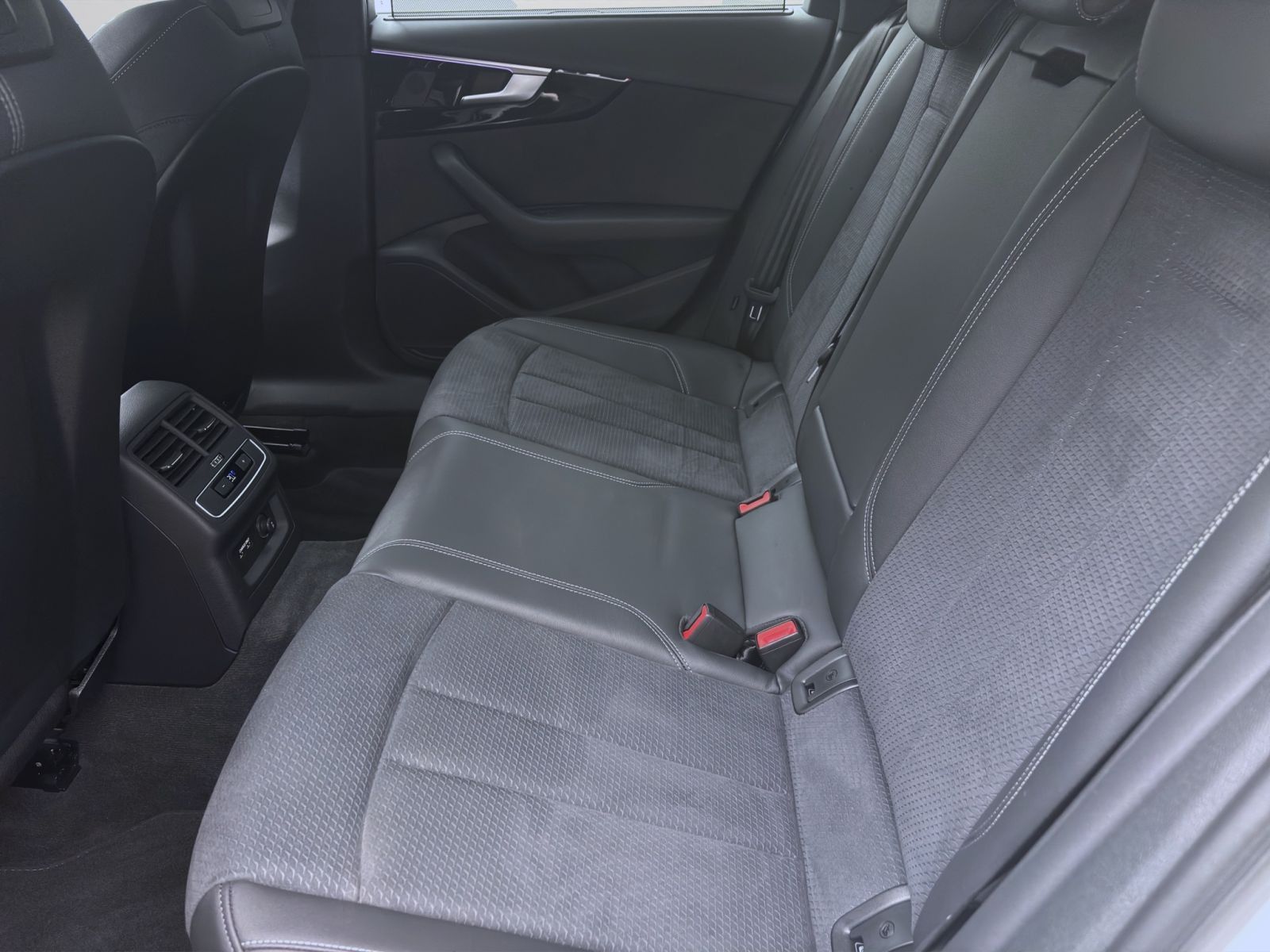 Audi A4 Avant 40 TDI S LINE NAVI KAMERA SITZHZG PDC foto 16