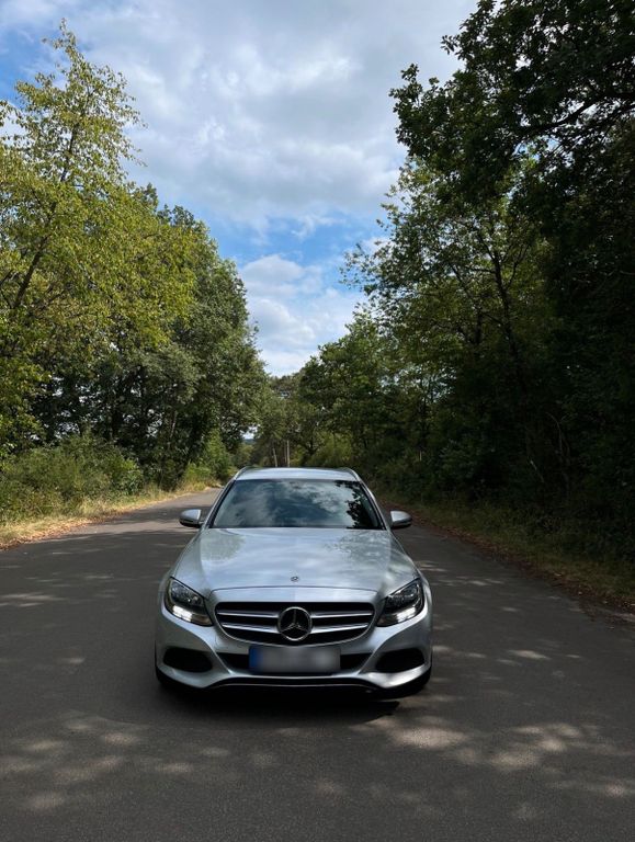 Image of Mercedes-Benz C 200