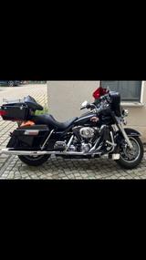 Harley-Davidson E Glide - HARLEY-DAVIDSON DRESDEN