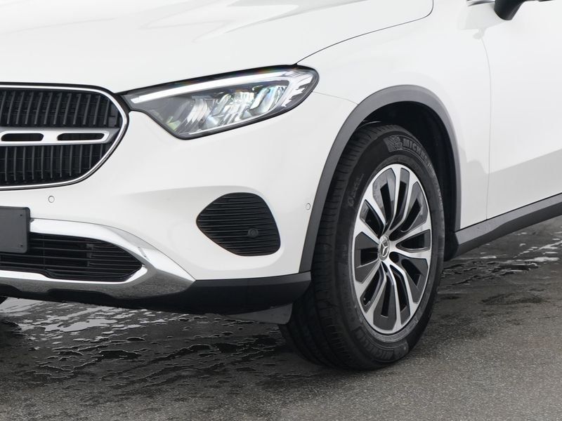 Fahrzeugabbildung Mercedes-Benz GLC 220 d 4M Avantgarde*Pano*Distro*Totwink*Memo