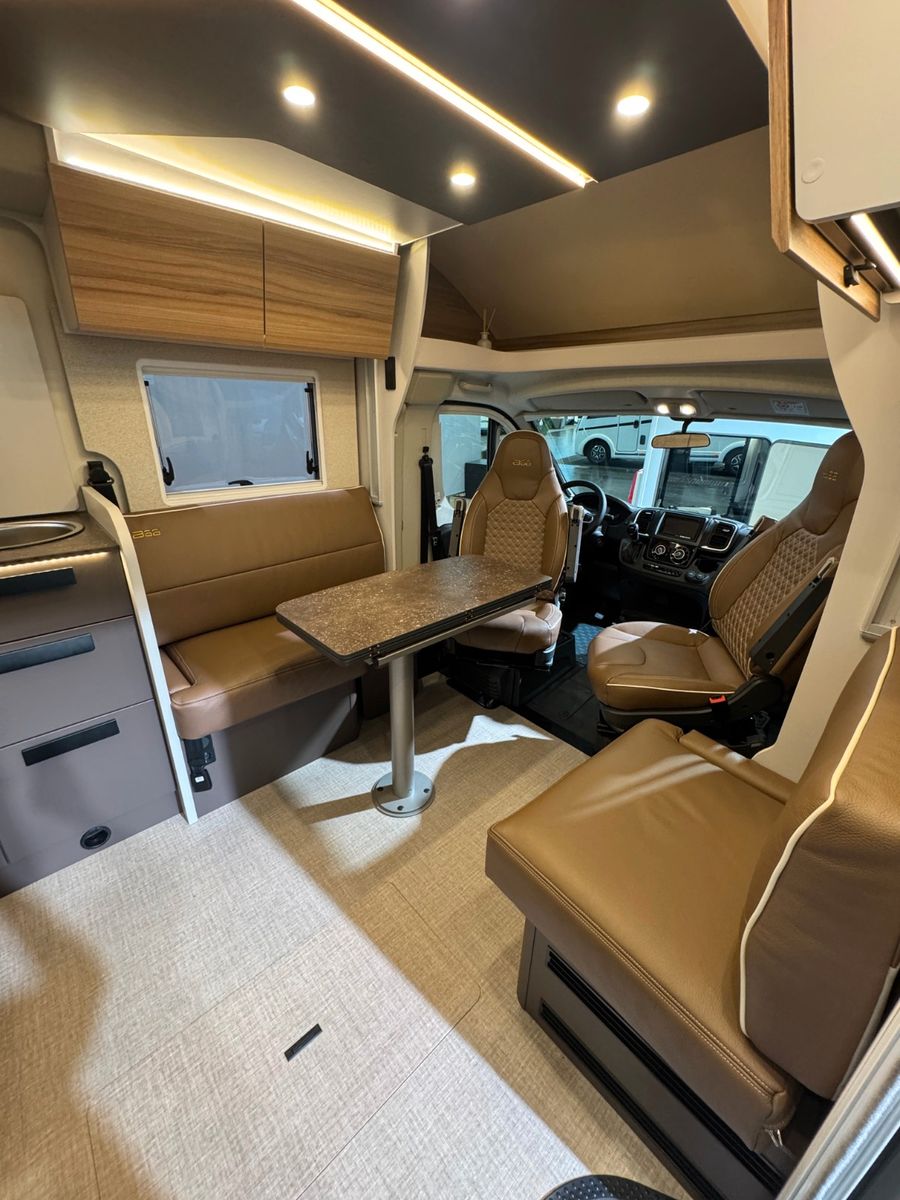 Fahrzeugabbildung Bürstner B66 TD 732 SONDERMODELL-AUTOMATIK!