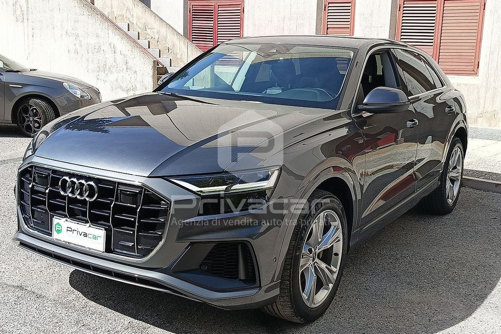 Image of Audi Q8