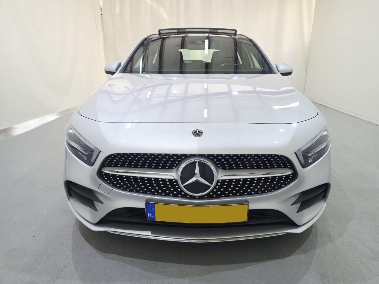Mercedes-Benz A 200 Launch Edition Premium Plus AMG Line bjr.2