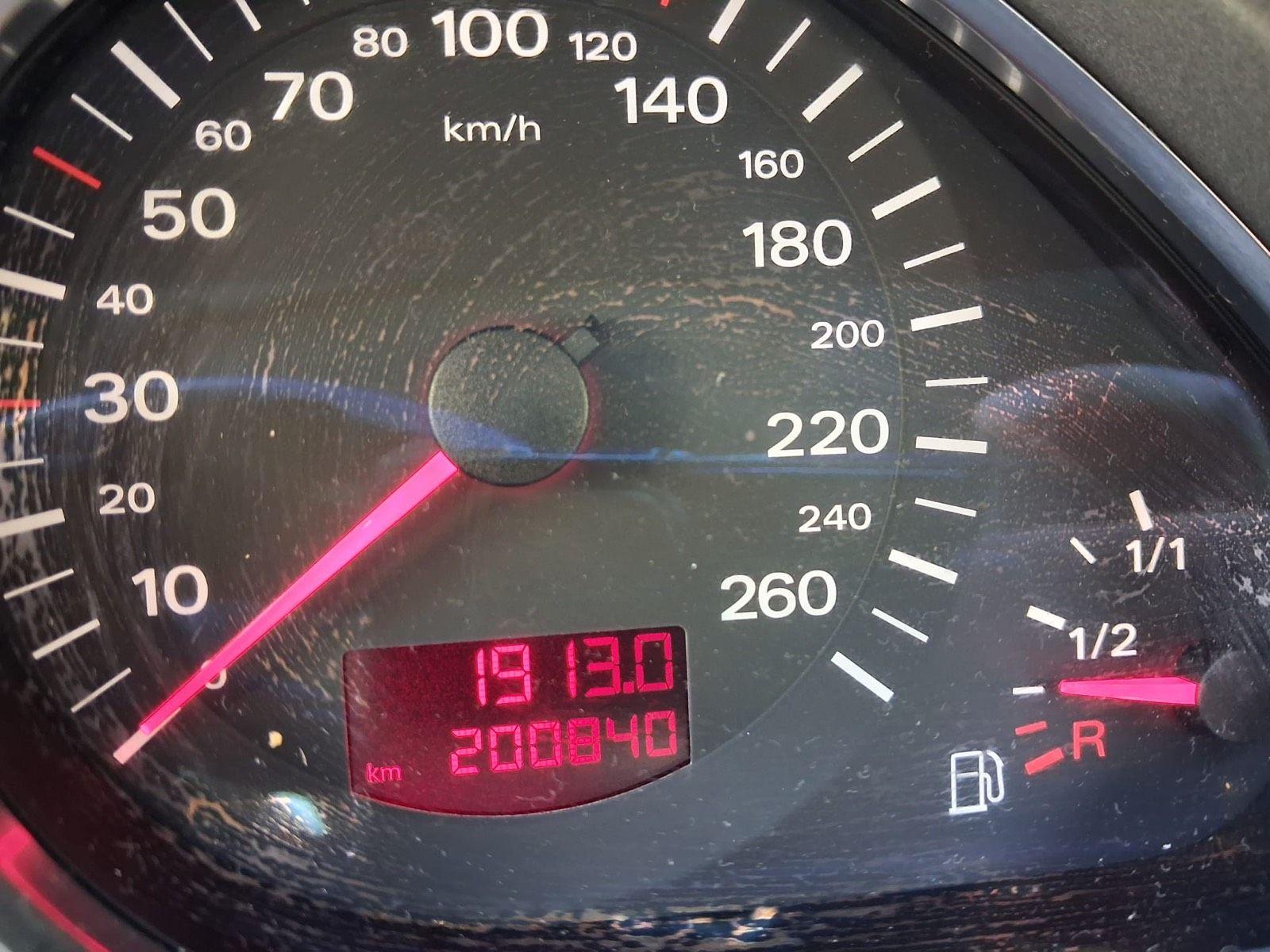 Audi A6 2005 — photo 11
