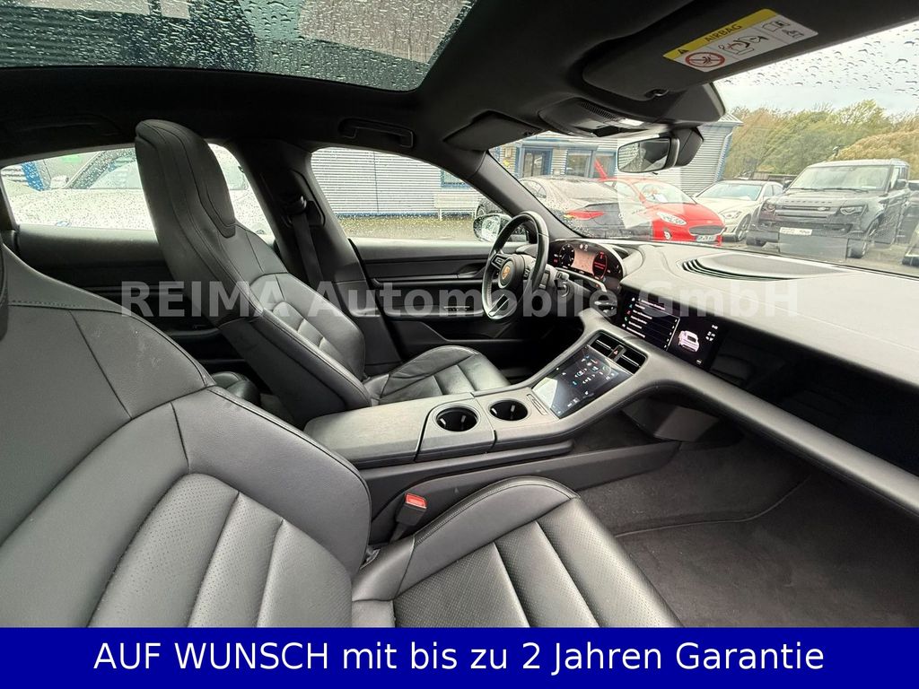 PORSCHE Taycan 2021