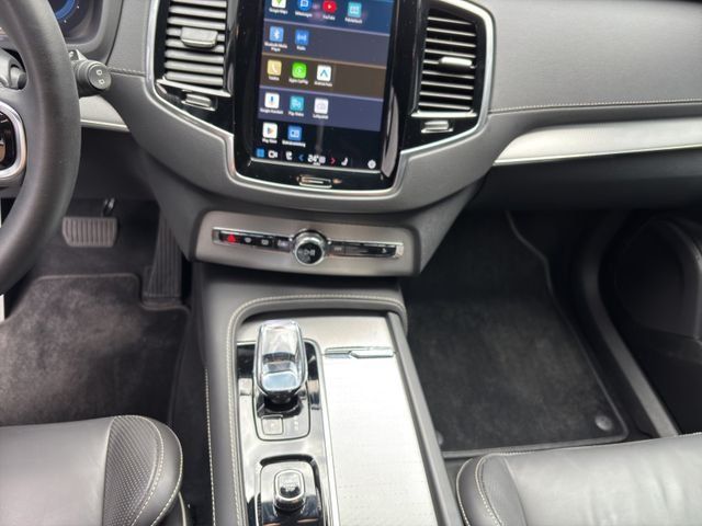 Fahrzeugabbildung Volvo XC90 2.0 PHEV  Plus Dark #AWD #Harman/Kardon #Ba