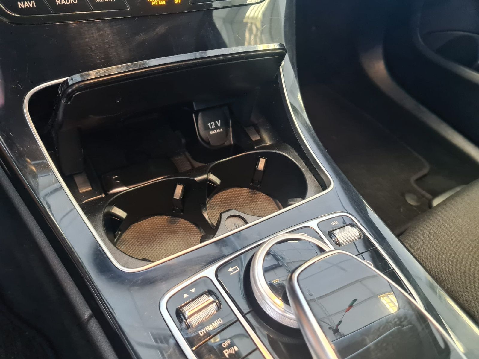 Fahrzeugabbildung Mercedes-Benz C 220 T-Modell d 4Matic / MULTIBEAM / KAMERA /