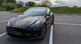 Tesla Model Y SR RWD AHK schwarz TÜV neu CATL-LFP  - Tesla MODEL Y SR Gebrauchtwagen