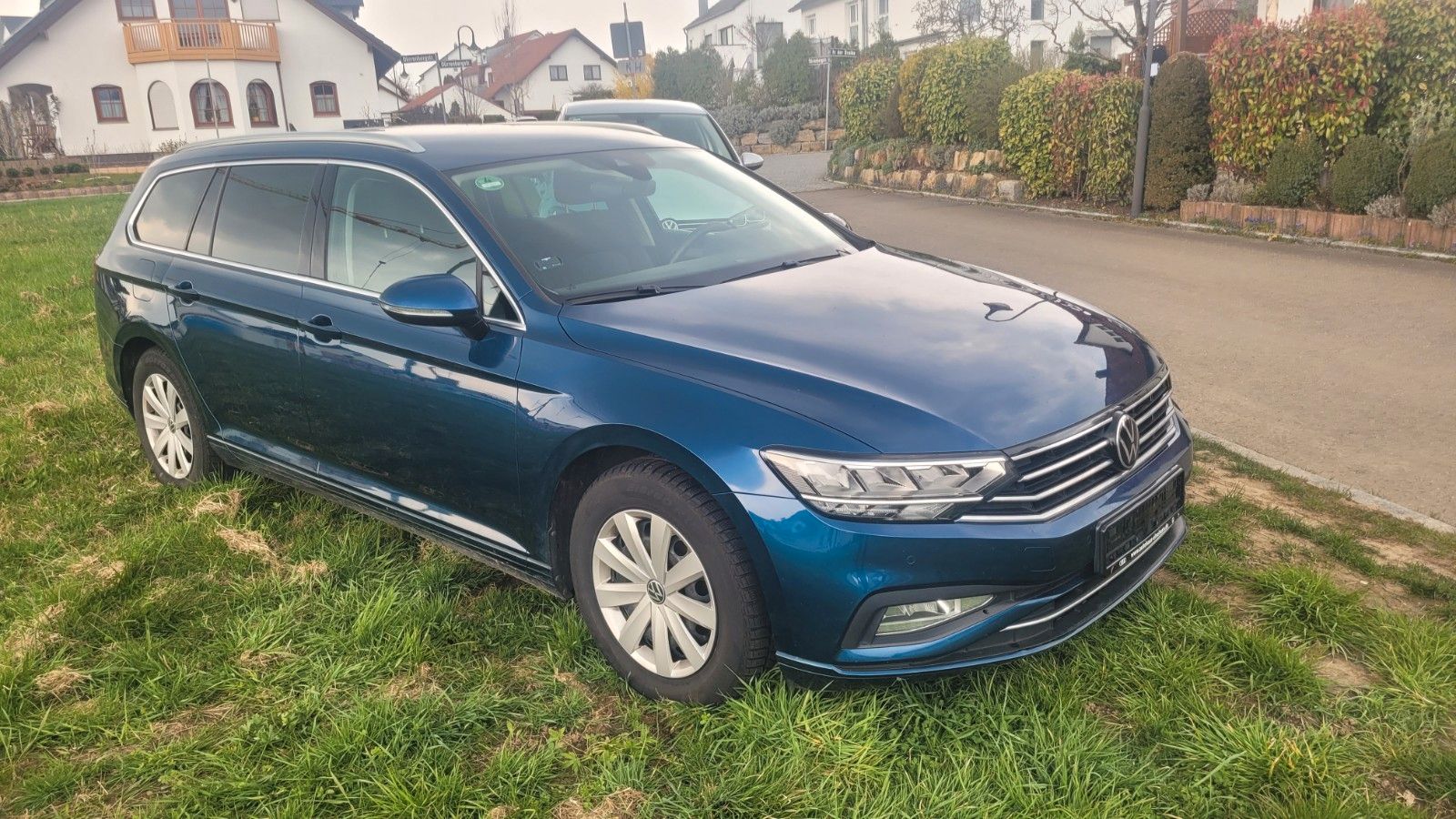 VW Passat Variant 2.0 TDI SCR Business Variant ...
